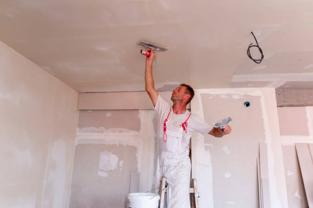 Best Trim and Molding Painting  in Beacon Square, FL